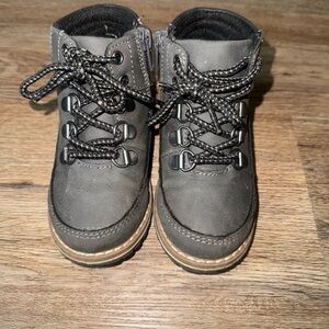 Kids boots